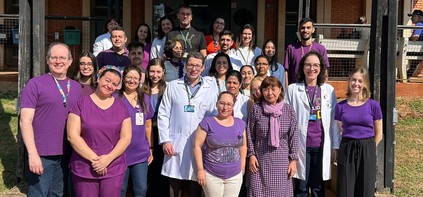 Maio roxo - mês de conscientização das doenças inflamatórias intestinais