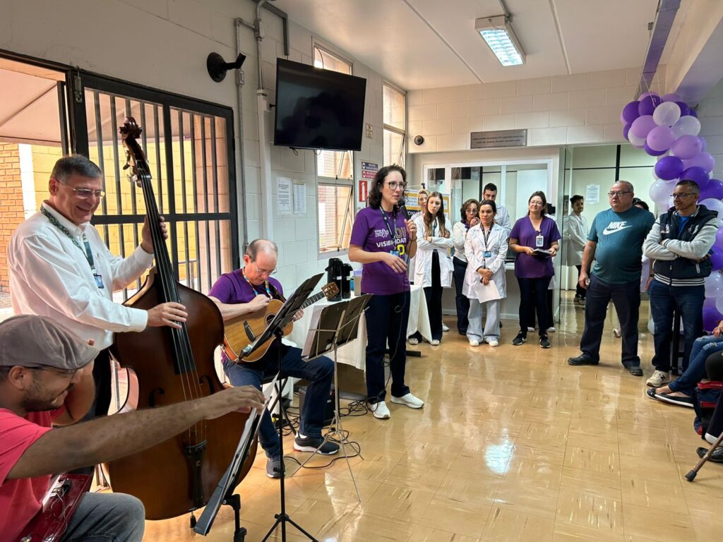 Maio roxo - mês de conscientização das doenças inflamatórias intestinais